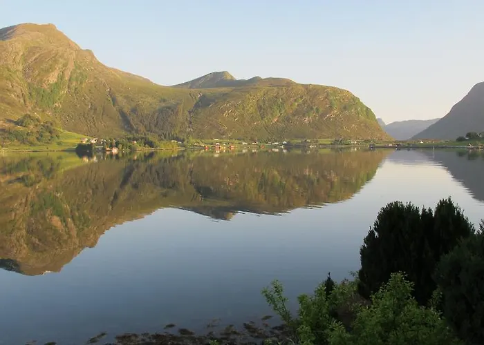 Skogstad Feriehus Selje